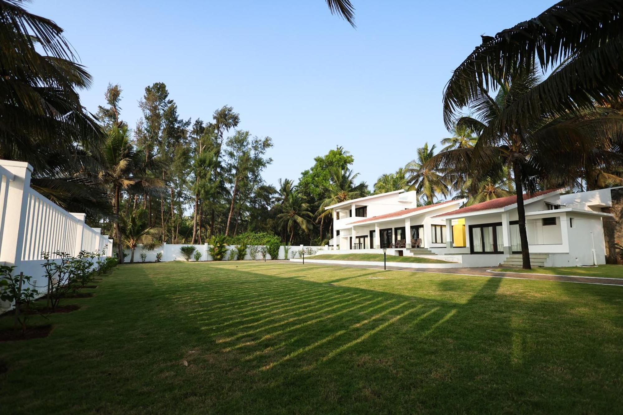 Seascape By Ewa Properties Malpe 外观 照片